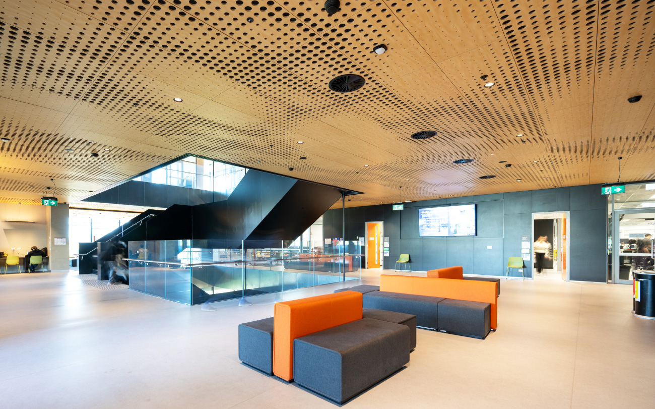 Monash University Biomedical Learning & Teaching Building — interior teaching space